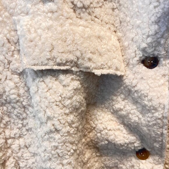 Davi & Dani Womens Cream Sherpa Jacket With Button Front & Long Sleeves - Picture 8 of 10